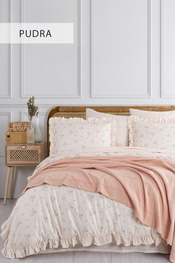 Le Amore Double Duvet Cover Set With Pique