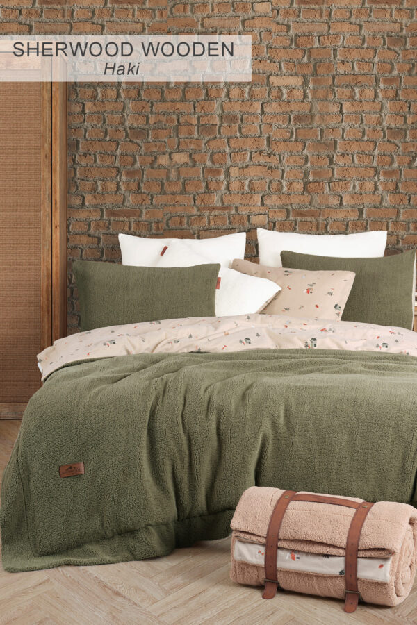 Sherwood Wooden Double Bedspread Set