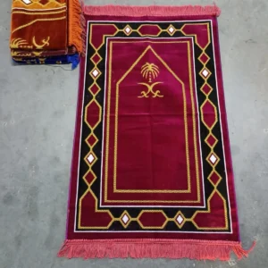Geometric Patterned Green Velvet Prayer Rug