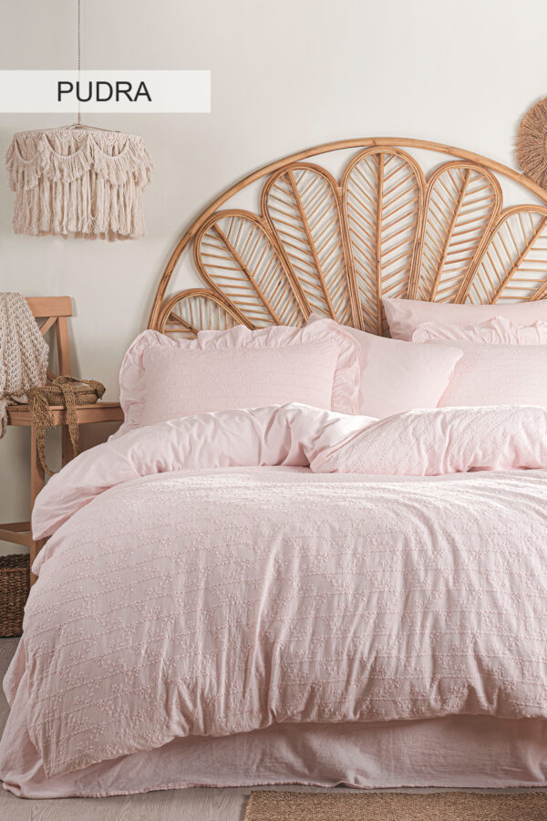Recital Double Embroidered Duvet Cover Set - Image 5